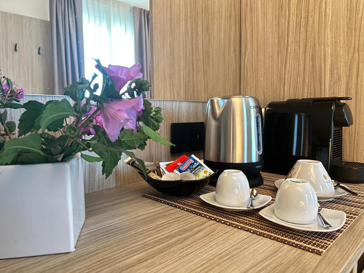 Hotel Gardenia Romano Canavese ภายนอก รูปภาพ