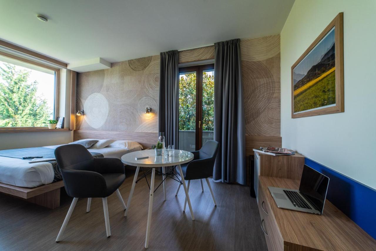 Hotel Gardenia Romano Canavese ภายนอก รูปภาพ